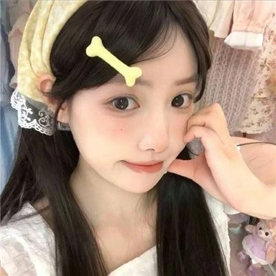 女儿国嬉春